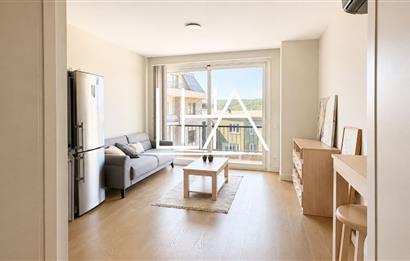 C21'DEN LARUS LOFT SİTESİ'NDE İÇ CEPHEYE BAKAN FULL EŞYALI DAİRE