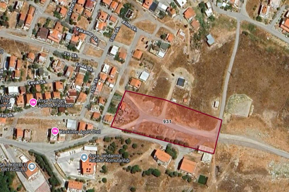 AVŞA MERKEZDE İSKELEYE ÇOK YAKIN DENİZ MANZARALI 670 m² HİSSE