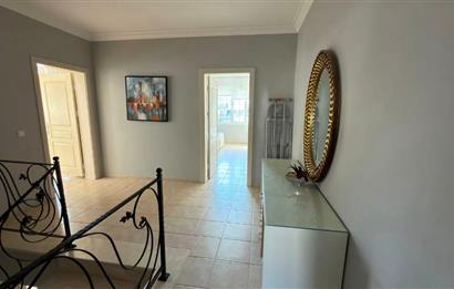 Kuşadası Samos Villalarında Özel Havuzlu,Geniş Bahçeli 4+1 Villa