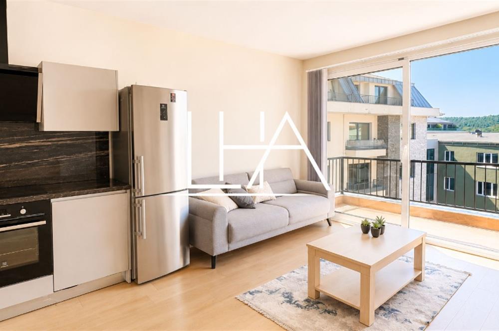 C21'DEN LARUS LOFT SİTESİ'NDE İÇ CEPHEYE BAKAN FULL EŞYALI DAİRE