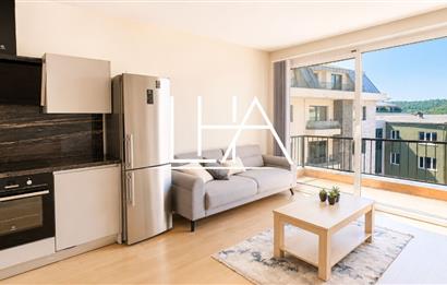 C21'DEN LARUS LOFT SİTESİ'NDE İÇ CEPHEYE BAKAN FULL EŞYALI DAİRE