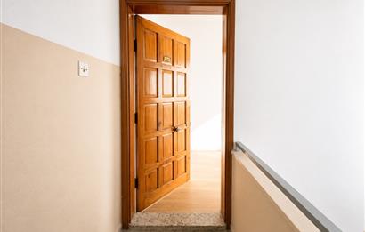 C21 Bal'dan Kayabey Mah.'de Teras Kullanımlı Kiralık 2+1 Daire
