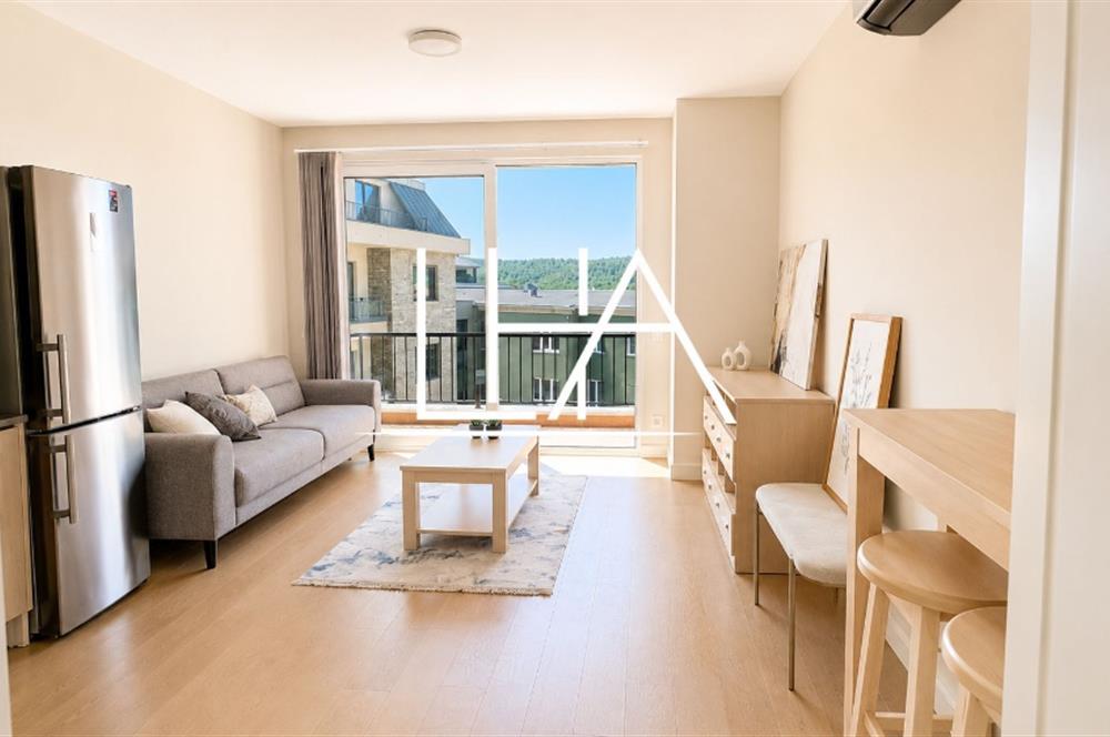C21'DEN LARUS LOFT SİTESİ'NDE İÇ CEPHEYE BAKAN FULL EŞYALI DAİRE
