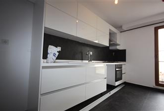 ÇEKMEKÖY MERKEZ MAH.KAPALI OTOPARKLI,GİYSİ ODALI LÜKS DAİRE SATILIKTIR - 8 - 36634