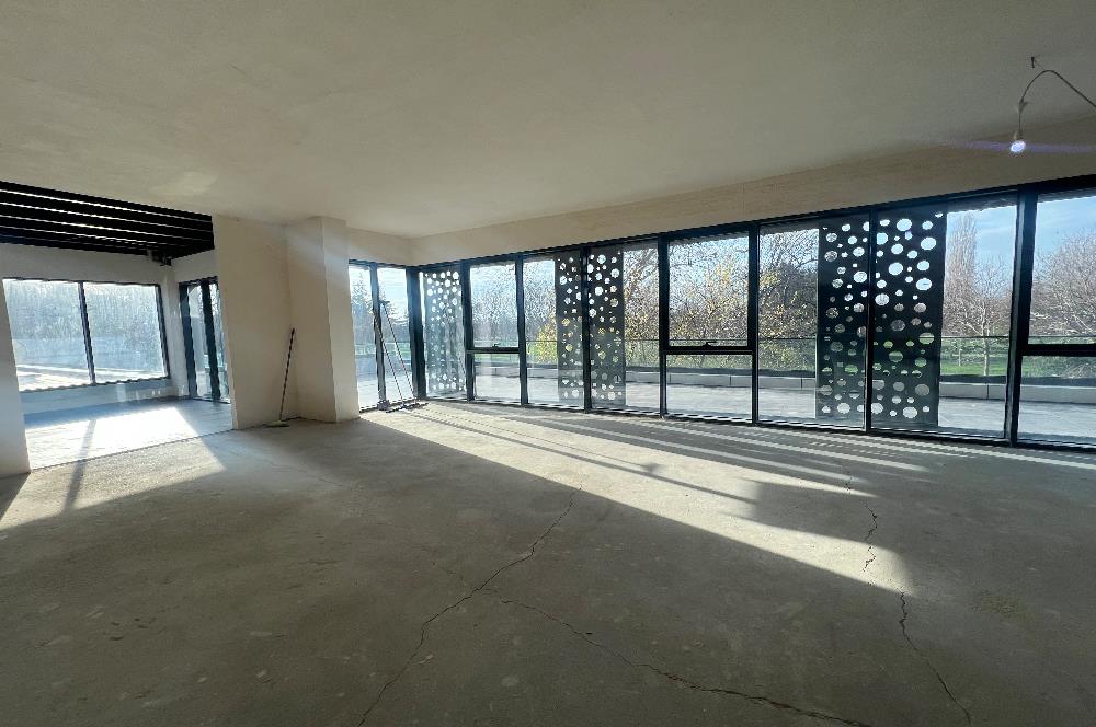 Pendik Kaynarcada Satılık Plaza 