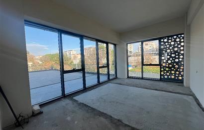 Pendik Kaynarcada Satılık Plaza 