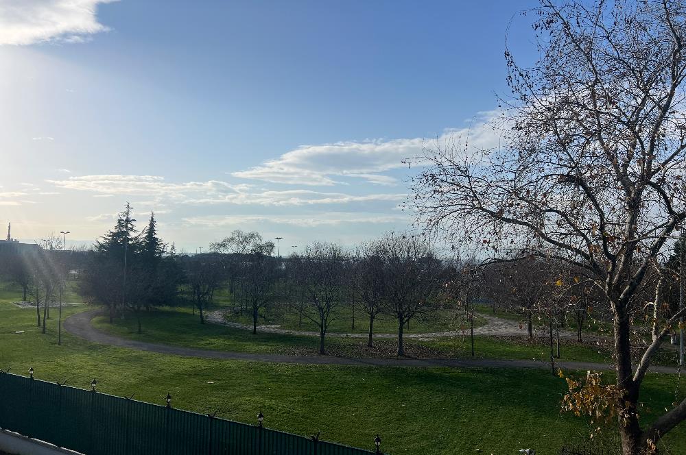 Pendik Kaynarcada Satılık Plaza 