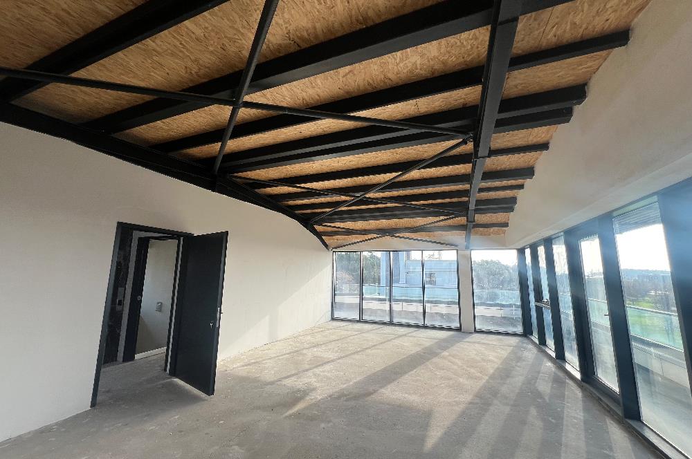 Pendik Kaynarcada Satılık Plaza 