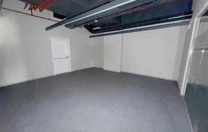 KAĞITHANE PAPİRUS PLAZADA 750 M² KİRALIK HAZIR OFİS