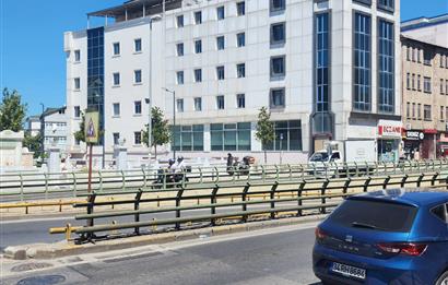 ÜMRANİYE ALEMDAĞ CAD. ÜZERİNDE KİRALIK 6.500 M2 KOMPLE BİNA