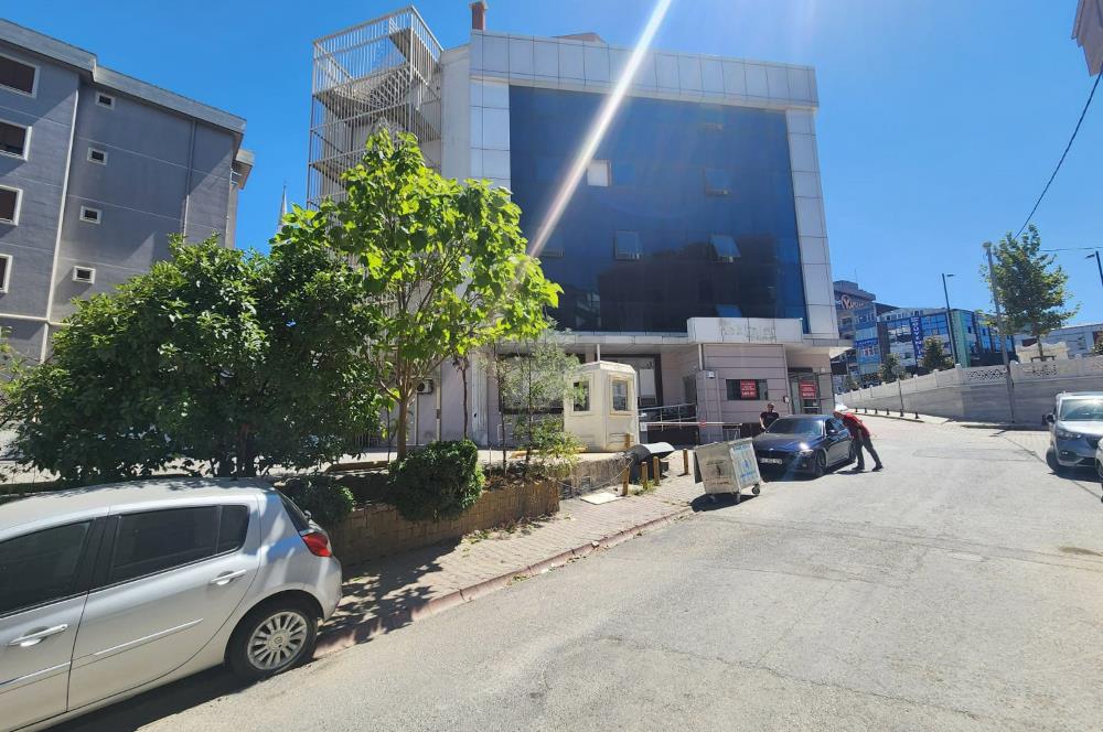 ÜMRANİYE ALEMDAĞ CAD. ÜZERİNDE KİRALIK 6.500 M2 KOMPLE BİNA