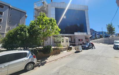ÜMRANİYE ALEMDAĞ CAD. ÜZERİNDE KİRALIK 6.500 M2 KOMPLE BİNA