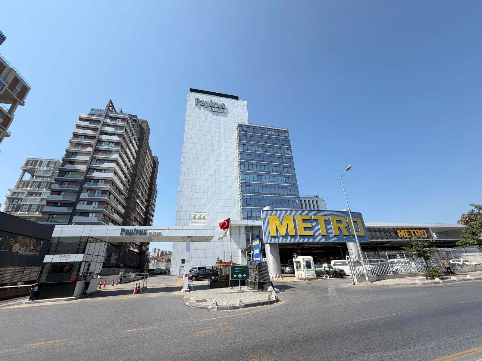 KAĞITHANE PAPİRUS PLAZADA 750 M² KİRALIK HAZIR OFİS