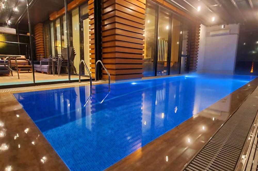 Kırkpınar Merkeze yazın site içi müstakil havzlu Villa