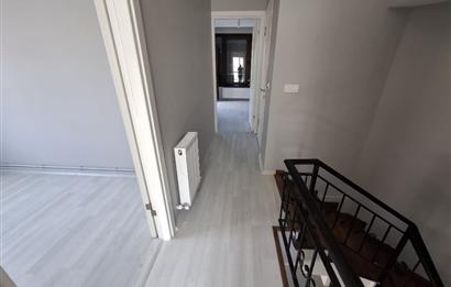 C21 BAL'DAN YENİ MAHALLE'DE 5+2 KİRALIK VİLLA
