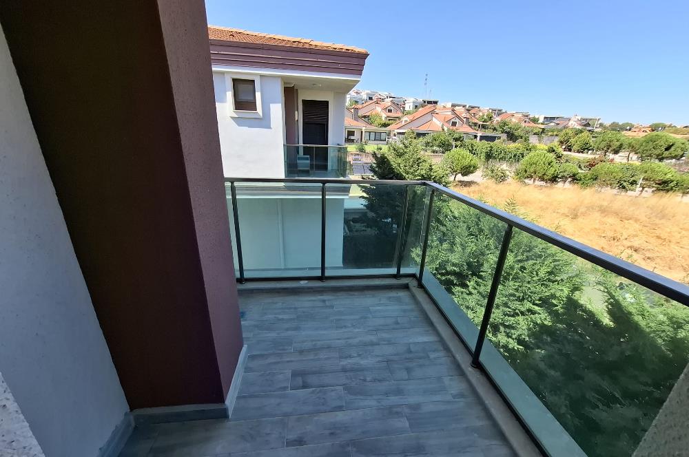 C21 BAL'DAN YENİ MAHALLE'DE 5+2 KİRALIK VİLLA