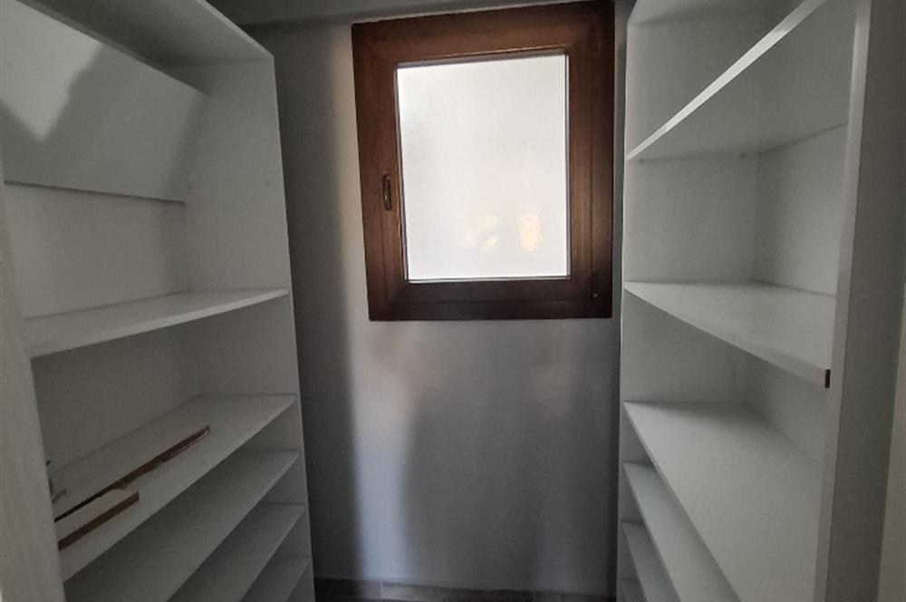 C21 BAL'DAN YENİ MAHALLE'DE 5+2 KİRALIK VİLLA