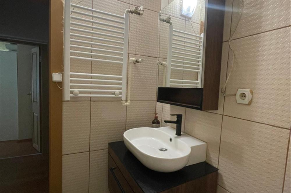ÇANKAYA AYRANCI MENEVİŞ SOKAKTA 2+1 KİRALIK DAİRE