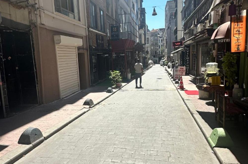 TAKSİME YÜRÜME MESAFESİNDE 10 SÜİT DAİRELİ +1 DÜKKAN KOMPLE SATILIK BİNA