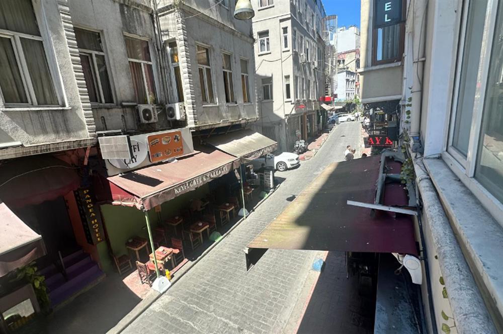 TAKSİME YÜRÜME MESAFESİNDE 10 SÜİT DAİRELİ +1 DÜKKAN KOMPLE SATILIK BİNA