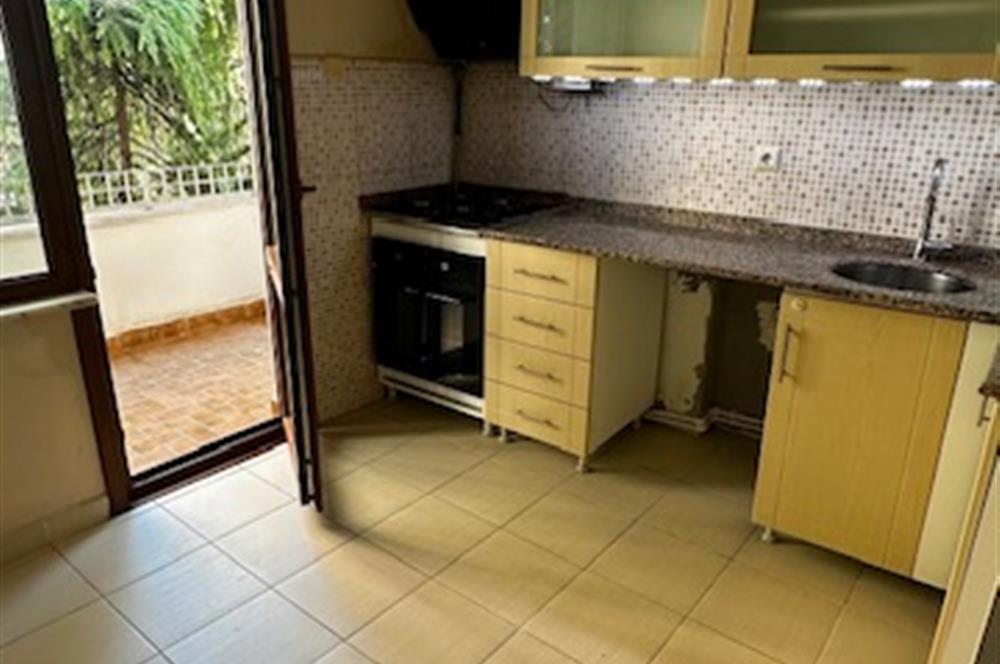 Kozyatağı Kiralık Daire 3+1