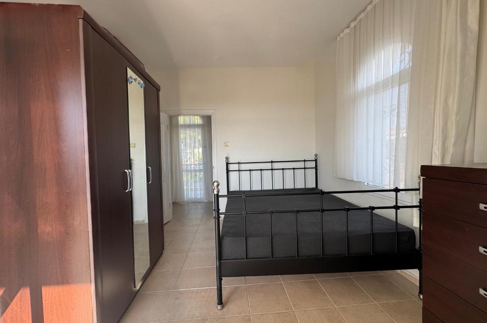 Çeşme Deniz Obası Sitesi'nde Satılık 2+1 Bahçeli Dubleks Villa