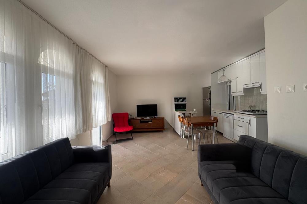 Çeşme Deniz Obası Sitesi'nde Satılık 2+1 Bahçeli Dubleks Villa