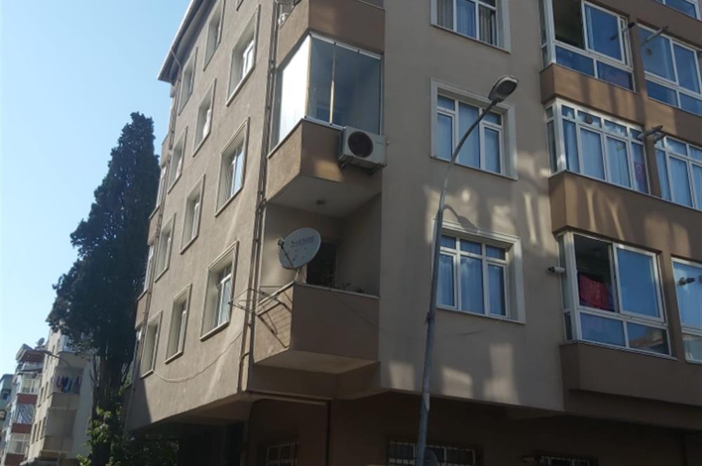 Çamlıca Tepesi Manzaralı 3 Balkonlu 3+1 Ara Kat Köşe Daire