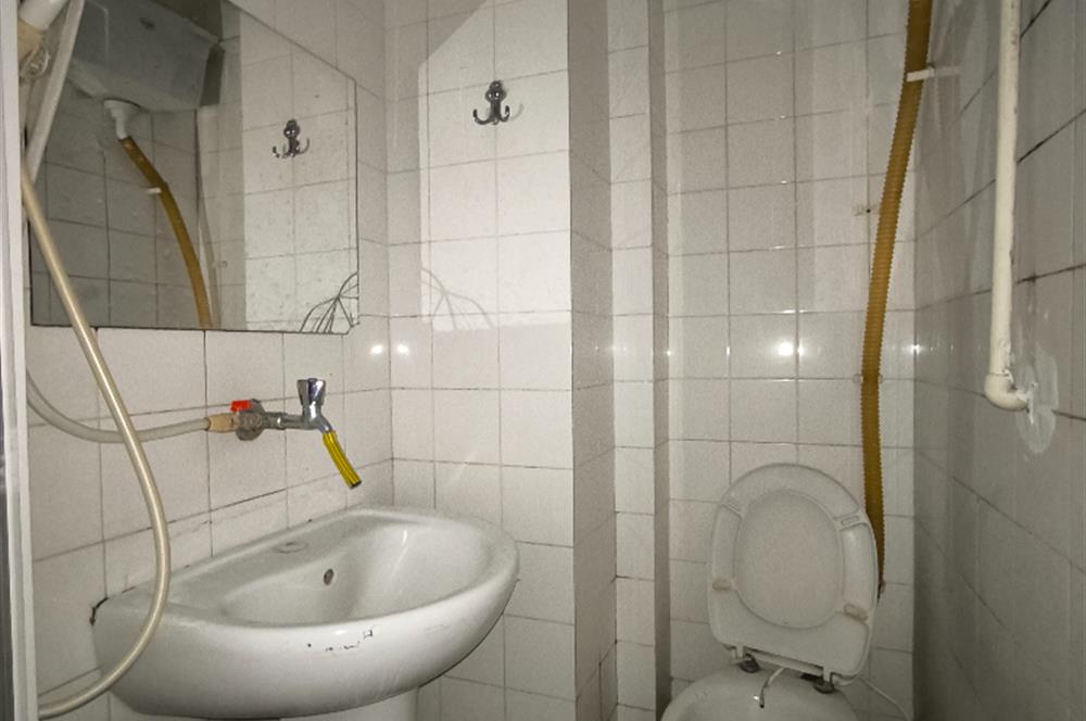Bağlarbaşında kiralık ofis katı