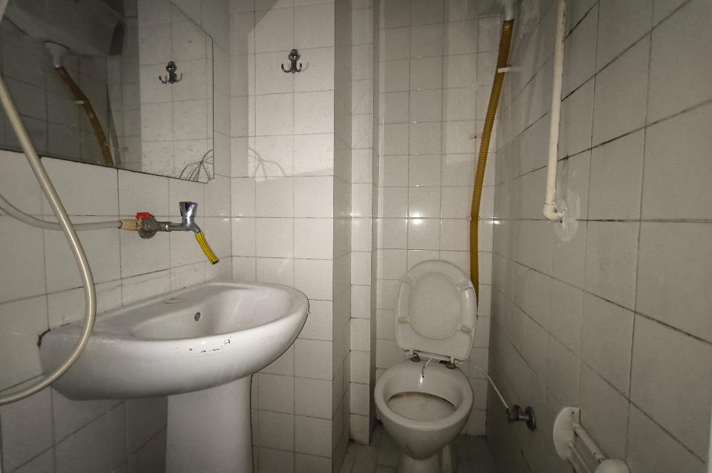 Bağlarbaşında kiralık ofis katı