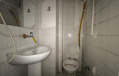 Bağlarbaşında kiralık ofis katı
