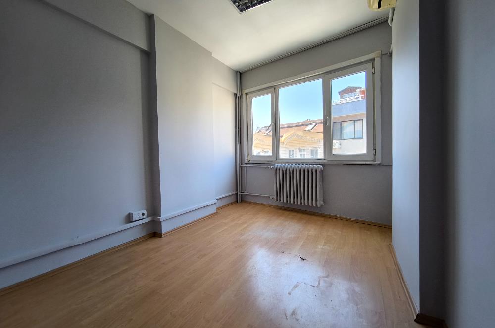 Bağlarbaşında kiralık ofis katı
