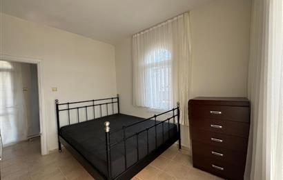 Çeşme Deniz Obası Sitesi'nde Satılık 2+1 Bahçeli Dubleks Villa