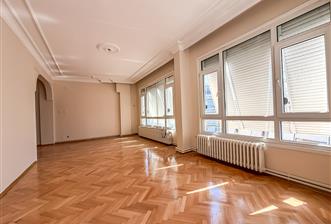MODA RUŞENAĞA SOKAK'TA | 90 M² NET | KÖŞE DAİRE | 2 BALKON - 11 - 36650