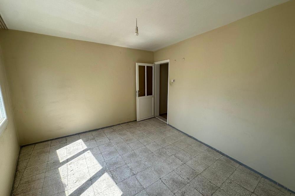 Bornova Yeşilova Mh.de Merkezi Konumda 3+1 Satılık Daire