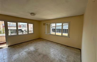 Bornova Yeşilova Mh.de Merkezi Konumda 3+1 Satılık Daire