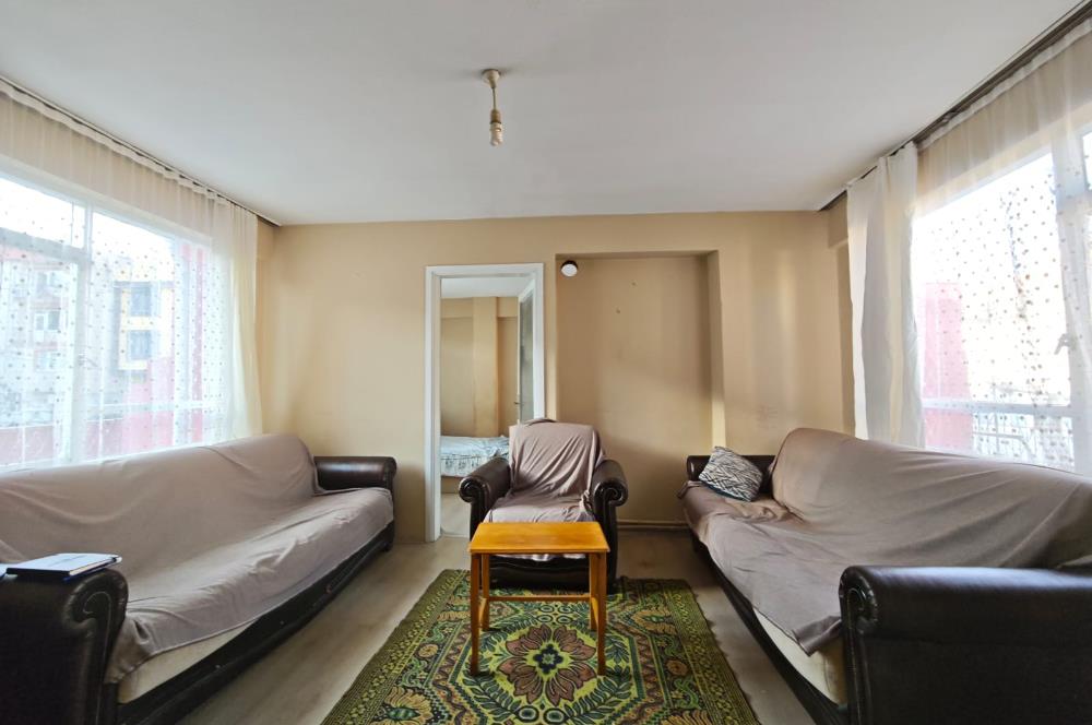DİNKÇİLER MAHALLESİNDE   SATILIK  2+1  ÇATI KATI DAİRE CENTURY 21 BAL'DAN  