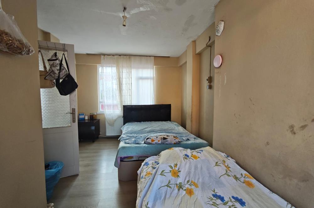 DİNKÇİLER MAHALLESİNDE   SATILIK  2+1  ÇATI KATI DAİRE CENTURY 21 BAL'DAN  