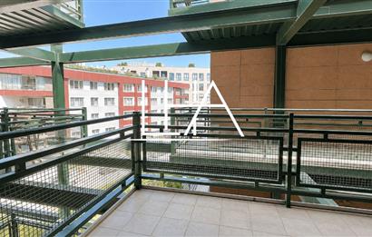 C21'DEN GÖKMAHAL SİTESİ'NDE ÇOK GENİŞ ARA KAT KİRALIK DAİRE