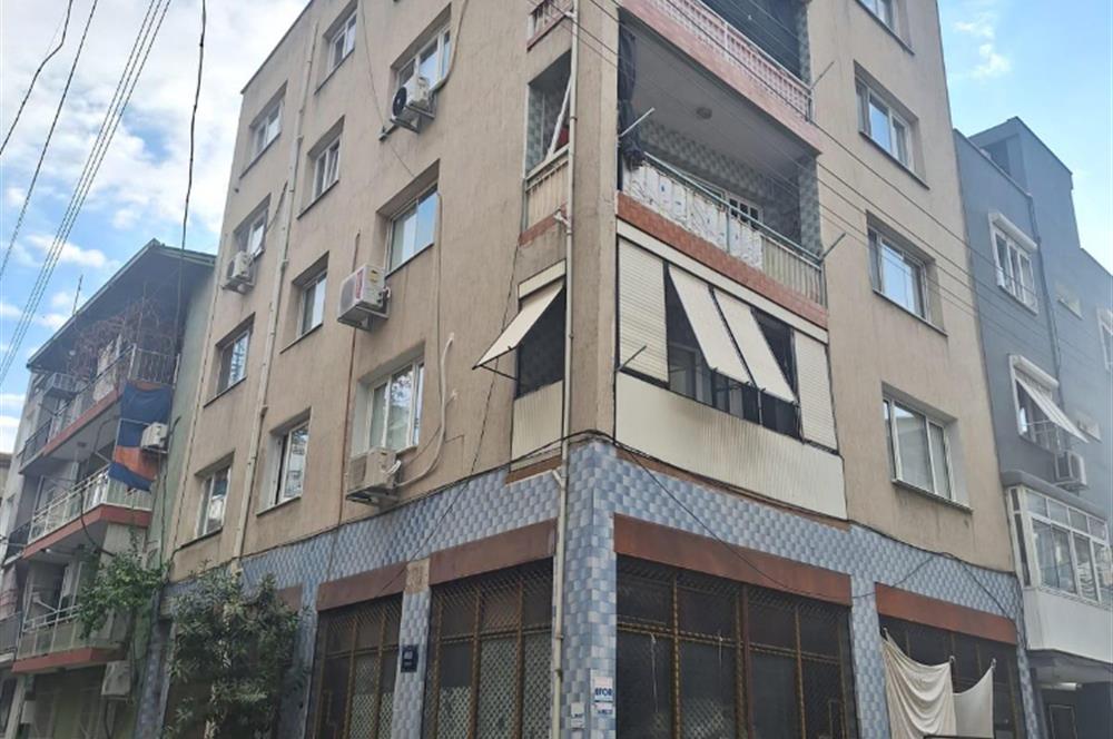 Bornova Yeşilova Mh.de Merkezi Konumda 3+1 Satılık Daire