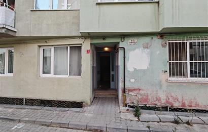DİNKÇİLER MAHALLESİNDE   SATILIK  2+1  ÇATI KATI DAİRE CENTURY 21 BAL'DAN  