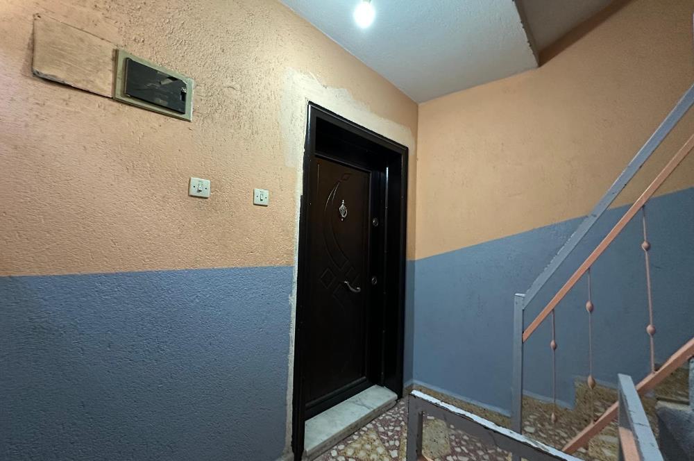 Bornova Yeşilova Mh.de Merkezi Konumda 3+1 Satılık Daire