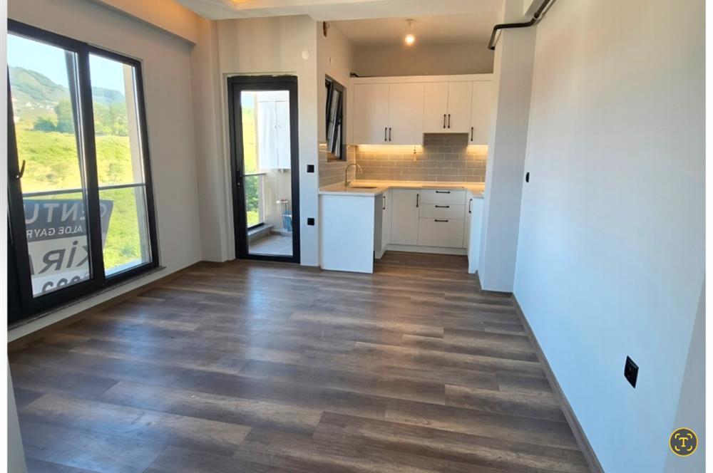 Şehir Hastanesi yakınında kiralık 1+1 daire