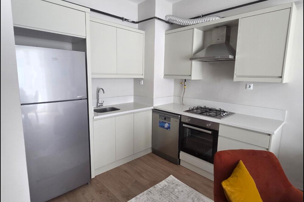 Cumhuriyet Mahallesi'nde full eşyalı kiralık 1+1 daire