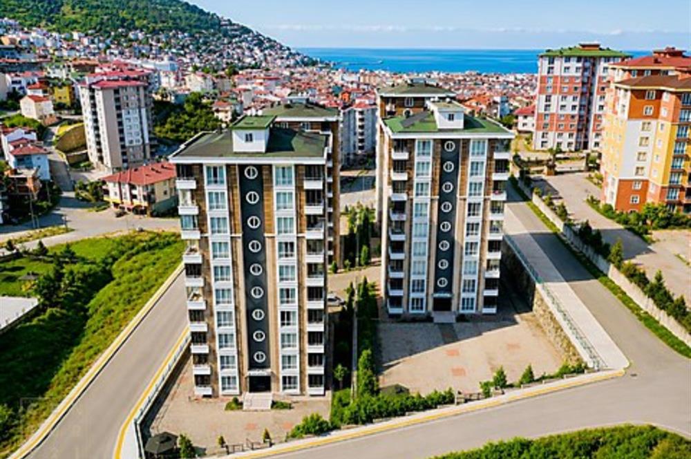 Bucak Mahallesi'nde satılık panoramik mağazaları 135 m2 daire