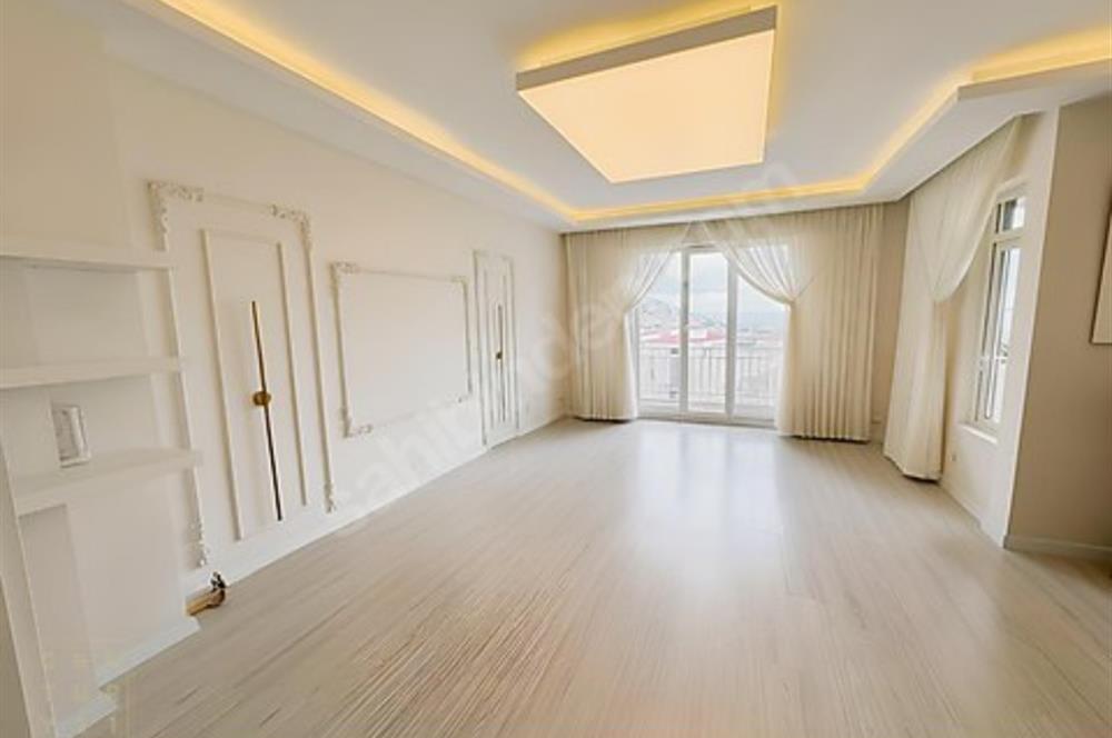 Bucak Mahallesi'nde satılık panoramik mağazaları 135 m2 daire