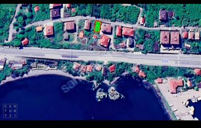 Kumbaşında deniz manzaralı satılık arsa 290 metrekare