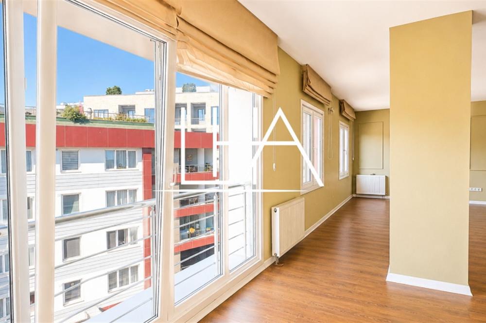 CENTURY 21'DEN GÖKMAHAL SİTESİ'NDE ÇOK GENİŞ ÇATI DUBLEKSİ DAİRE