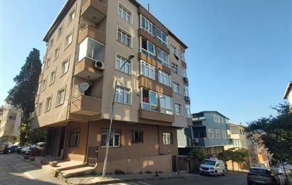 Çamlıca Tepesi Manzaralı 3 Balkonlu 3+1 Ara Kat Köşe Daire