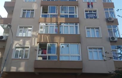 Çamlıca Tepesi Manzaralı 3 Balkonlu 3+1 Ara Kat Köşe Daire
